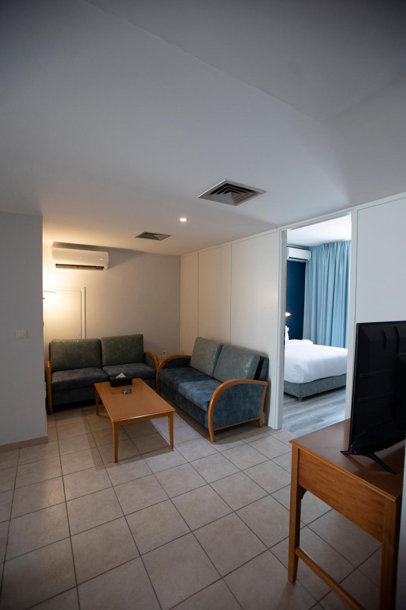 El Sheikh Suites Hotel 베이루트 외부 사진